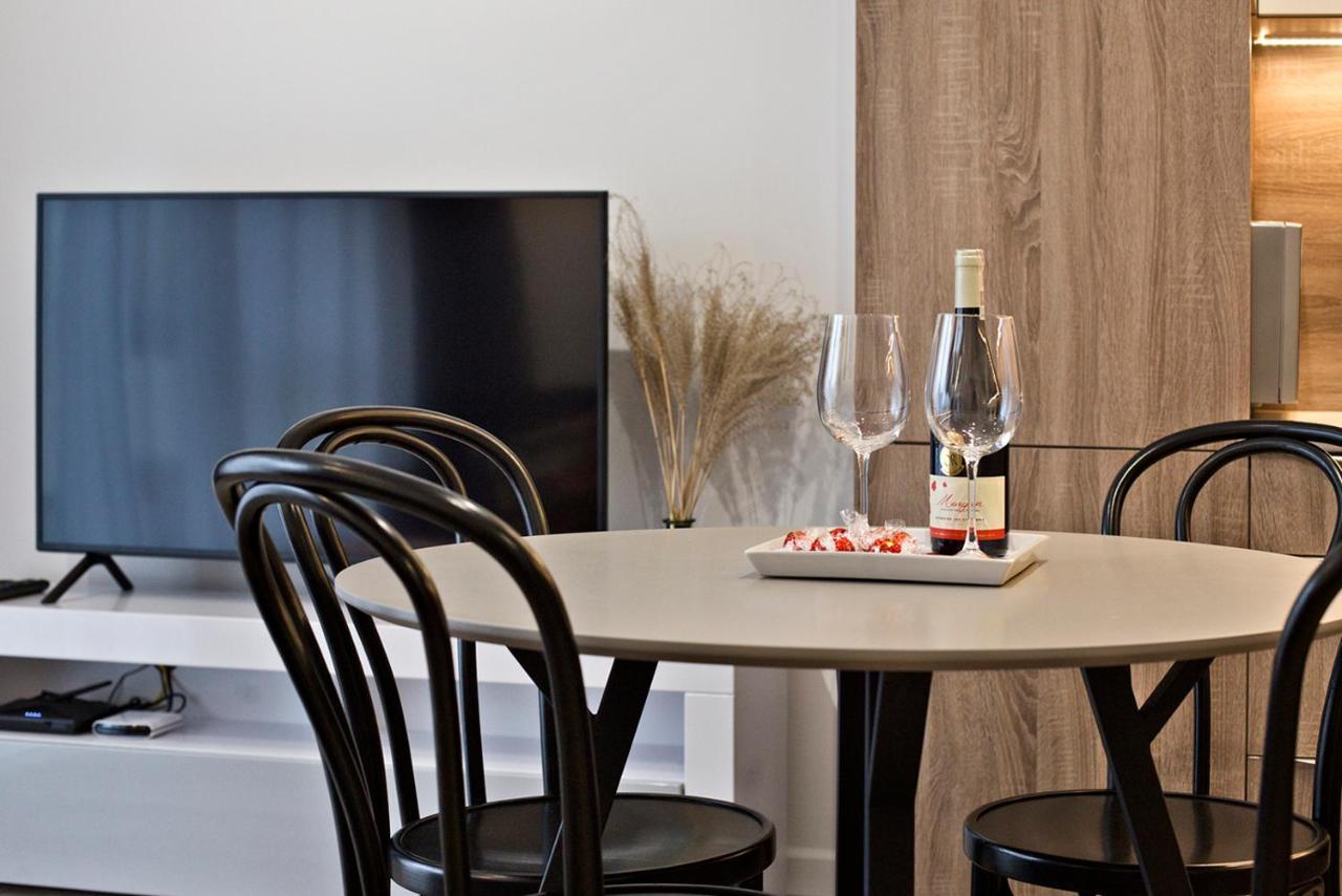 Goclaw P&O Serviced Apartments Warschau Exterior foto